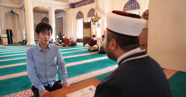 Abe suikastından etkilenen Japon mühendis Müslüman oldu