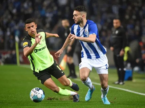porto-lazio-maci-ne-zaman-saat-kacta-2022-uefa-porto-lazio-maci-hangi-kanalda-yayinlanacak-1645100939841.jpg 2022 UEFA Porto Lazio maçı hangi kanalda yayınlanacak? Porto Lazio maçı ne zaman, saat kaçta?-2