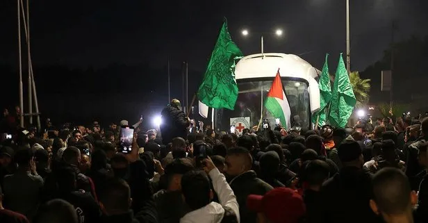 Siyonist sevici Batı basınından yeni Hamas yalanları! ABD ajanı vahşeti kanıtlarken onlar Kassam’a saldırıyor: Hedef Beyaz Saray’ın kuşatılması