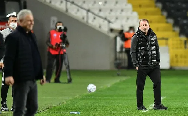 Beşiktaş Teknik Direktörü Sergen Yalçın: Montero, Vida ve Ersin inanılmaz hatalar yaptı-1