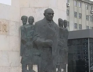 İmamoğlu’nun açtığı Atatürk heykeli tartışma yarattı