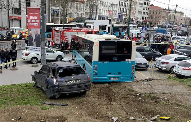 Beyazıt'ta otobüs kazası! Çok sayıda yaralı var-8