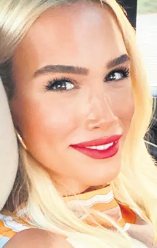 Ünlü isimler sağlıklı beslenmek için mutfakta hünerlerini sergiledi! Demet Evgar, Kardelen Acar, İpek Tanrıyar...