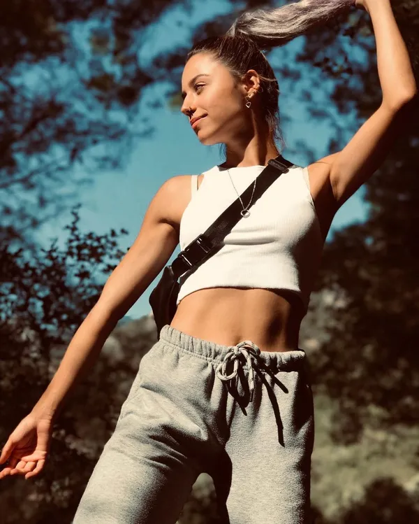 survivor-2021-sena-kimdir-survivor-gonulluler-sena-ozdemir-kimdir-kac-yasinda-nereli-ne-is-yapiyor-survivor-sena-kim-1610199775490.jpg Survivor 2021 Sena kimdir? Survivor Gönüllüler Sena Özdemir kimdir kaç yaşında nereli ne iş yapıyor? Survivor Sena kim?-3