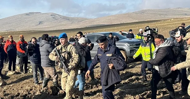 Düşen Libya jetinde pilot ve hava kulesinin son konuşmaları! 20.31'de "PAN-PAN" uyarısı verip 20.38'de radardan çıktı: Dakika dakika kaza