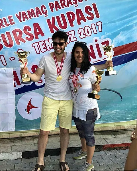 orkut-baysal-kimdir-kac-yasindaydi-milli-parasutcu-orkut-baysalin-olum-nedeni-ne-fethiye-parasut-kazasi-son-da-1682856494682.jpg Orkut Baysal kimdir, kaç yaşındaydı? Milli paraşütçü Orkut Baysal'ın ölüm nedeni ne? Fethiye paraşüt kazası son dakika!-2