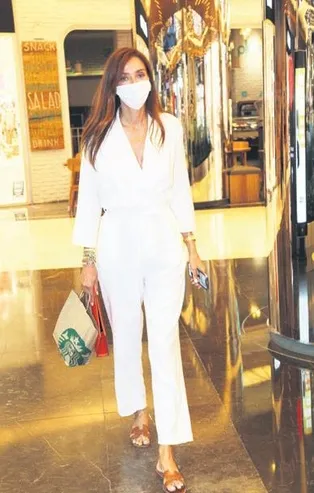 Pınar Tezcan'ın alışveriş şıklığı