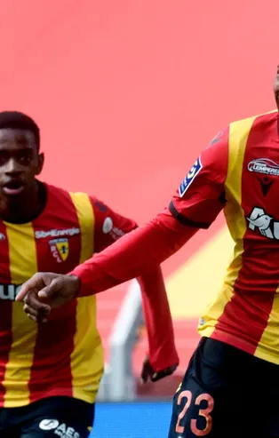 Fenerbahçe'de forvete yeni aday:  Simon Banza