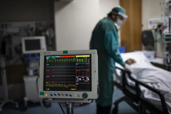 Koronavirüs vaka sayıları ile ilgili flaş açıklama! "Patlama yaşanacak" diyerek tarih verdi!-6