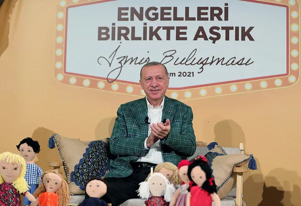 Son dakika: Başkan Erdoğan'dan İzmir'de “Engelleri Birlikte Aştık” programında önemli açıklamalar-6