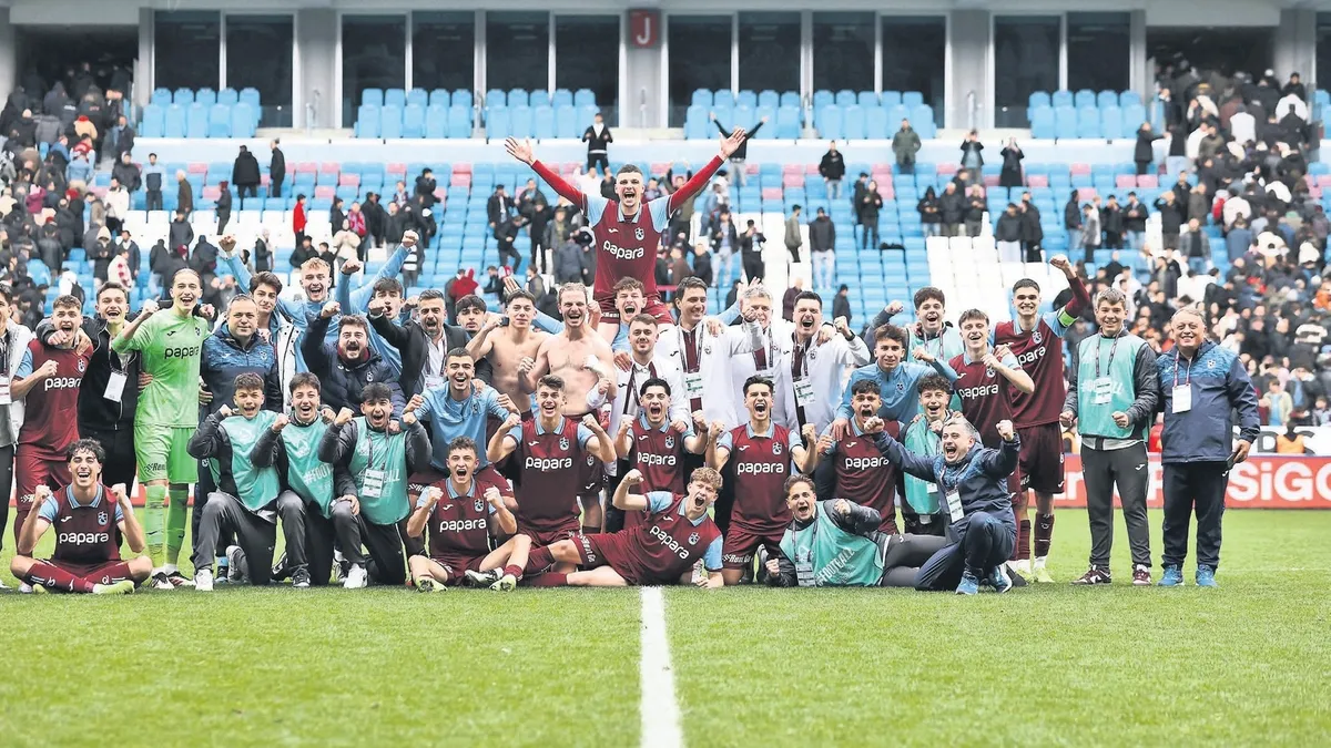Trabzonspor Başkanı Ertuğrul Doğan'dan Gençlere Övgü: 'Gözümüzde Şampiyonlar!'
