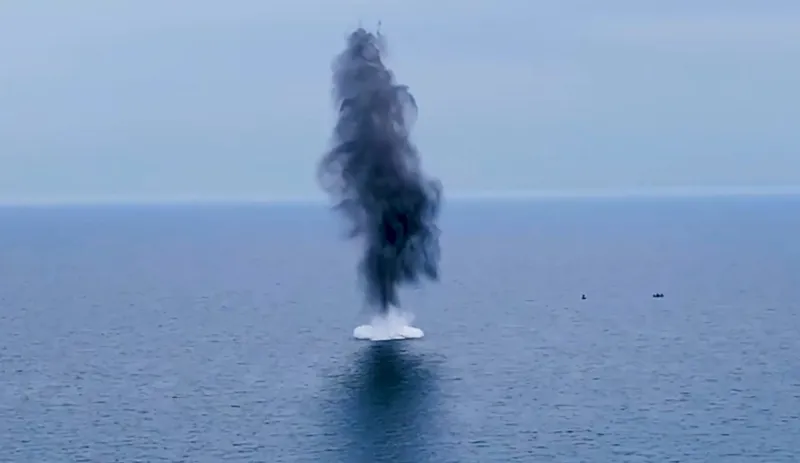 mavi-vatana-zirh-turkiye-karadenizde-mayinlara-gecit-vermedi-1774692033229.jpeg Mavi Vatan'a zırh: Türkiye Karadeniz'de mayınlara geçit vermedi-3