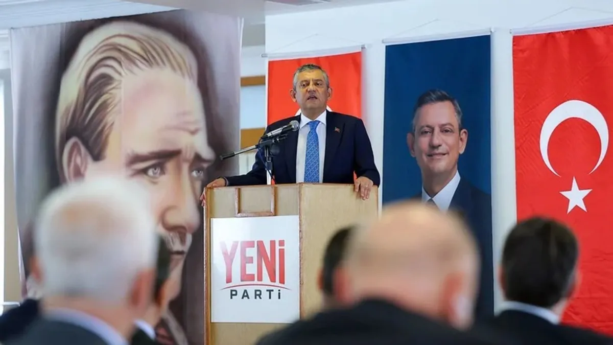 YENİ Parti eski usul! İlk haftanın talan bilançosu: Özgür Özel'in ekibi CHP kasasını boşalttı