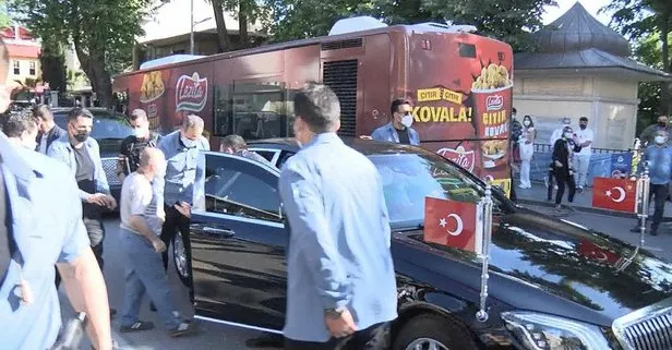 Başkan Recep Tayyip Erdoğan, Çengelköy'de vatandaşlarla sohbet etti