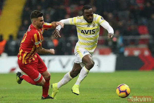 Cristiano Ronaldo yine yaptı yapacağını! Şampiyonlar Ligi'nden elenince 7 milyon dolara kıyıp... - 33