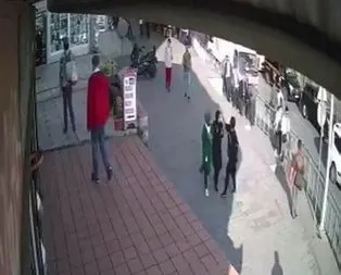 Karaköyde başörtülü kızlara saldıran zanlıdan akılalmaz savunma