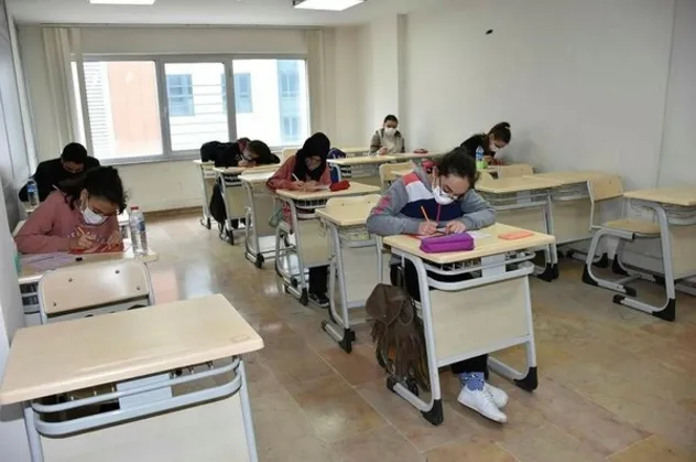 5 6 7 sınıflar ne zaman açılacak son dakika? 2 Mart okullarda yüzyüze eğitim başlayacak mı?