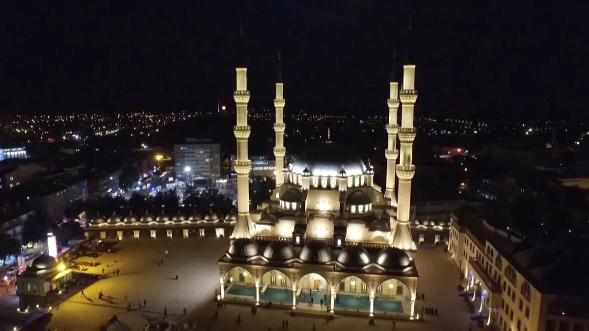 Arefe günü teravih namazı kılınıyor mu? 2025 son teravih namazı ne zaman kılınacak?