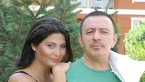 Mustafa Topaloğlu'dan kötü haber! 23 yıllık eşi ölümden döndü! Hastanedeki o görüntü kahretti