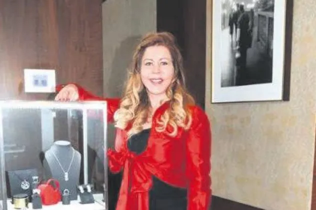 Okyanusta kaybolan Dilek Ertek için gıyabi cenaze tören düzenlendi