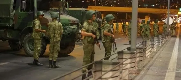 TSK'da FETÖ temizliği: Binlercesi ihraç edildi