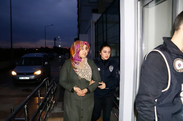 Son dakika: Adana'da FETÖ'ye şafak operasyonu