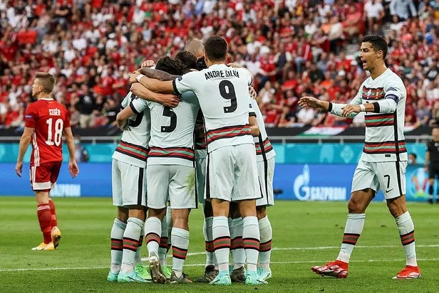 cristiano-ronaldo-sov-yapti-macaristan-0-2-portekiz-mac-sonucu-euro-2020-1623779510792.jpeg Cristiano Ronaldo şov yaptı! Macaristan 0-3 Portekiz | MAÇ SONUCU EURO 2020-1