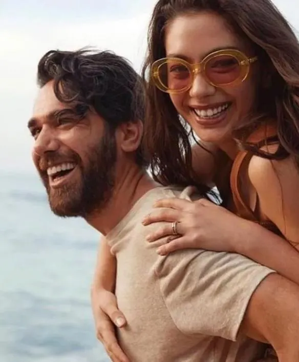 evlilikte-citlak-kadir-dogulunun-ihanet-gecesinin-ardindan-neslihan-atagulun-annesi-devreye-girdi-ortalik-kari-1682709945534.jpeg Evlilikte çıtlak: Kadir Doğulu’nun ihanet gecesinin ardından Neslihan Atagül’ün annesi devreye girdi! | Ortalık karıştı-4