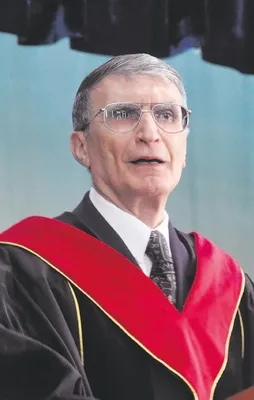 Türk dünyasına borcumuz var