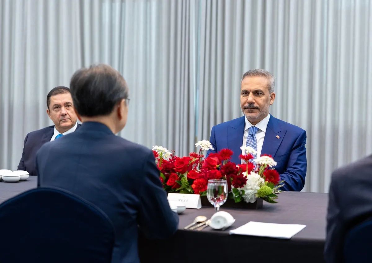 fidanin-asya-pasifik-turunda-yeni-durak-guney-kore-1780556204176.jpeg Fidan’ın Asya-Pasifik turunda yeni durak Güney Kore! Altay Tankı’ndan yarı iletkenlere: Kritik ortaklıklar masada-3