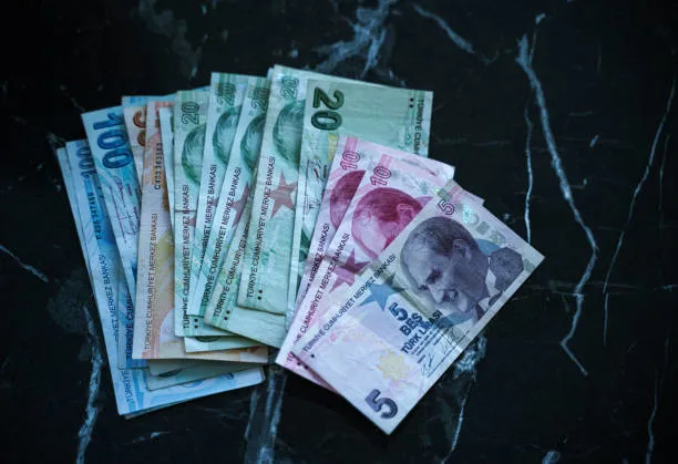 emekli-maasi-tasima-sartlari-neler-emekli-maasi-baska-bankaya-nasil-tasinir-1660109198828.jpg Emekli maaşı başka bankaya nasıl taşınır? Emekli maaşı taşıma şartları neler?-3