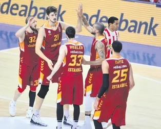 Potada Türk derbisi: G.Saray-D.Doğuş