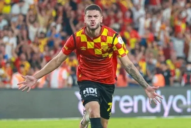 Feyenoord’dan Romulo’ya teklif!