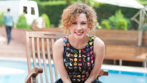 Merakla beklenen 'Sihirli Annem' dizisinin afişi yayınlandı! İşte Sihirli Annem oyuncu kadrosu-5