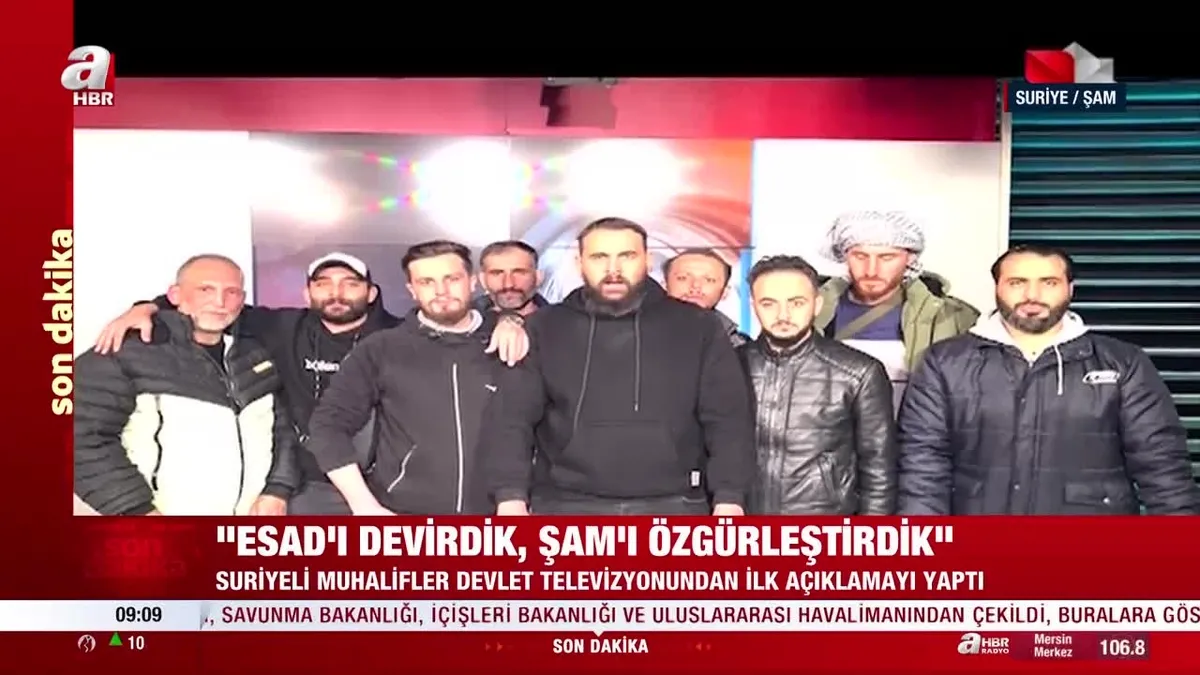 Muhalifler başkanlık sarayında! Esad'ın ofisine kadar girdiler...