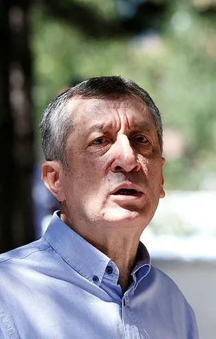Son dakika: Milli Eğitim Bakanı Ziya Selçuk'tan okulların açılmasına yönelik flaş açıklama