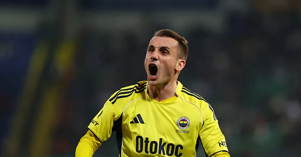 Galatasaraylı taraftarlardan Kerem Aktürkoğlu'na dolarlı tepki