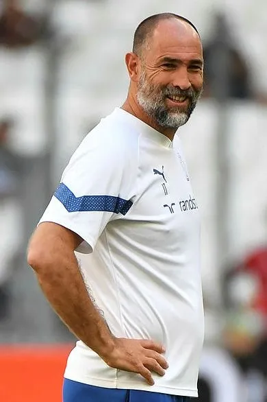 chedjou-tudor-donemindeki-galatasarayi-anlatti-sneijder-detayi-1659536545750.jpg Chedjou Tudor dönemindeki Galatasaray'ı anlattı! Sneijder detayı-4