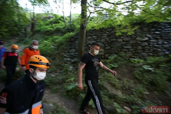 Bursa'da tam kapanma tedbirlerini delen genç, polisten kaçıp tırmandığı kayalıkta mahsur kaldı - 12