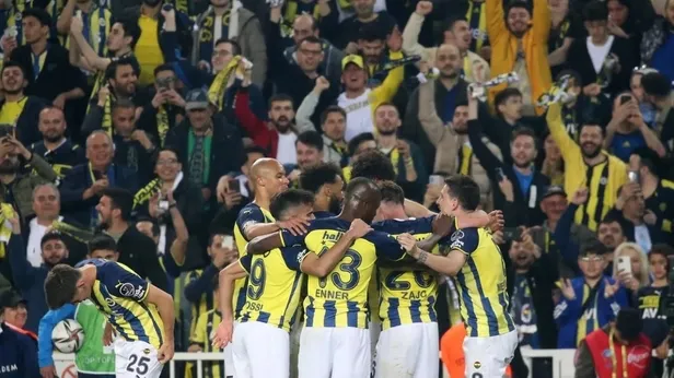 fenerbahce-shkupi-maci-ne-zaman-saat-kacta-fenerbahce-shkupi-maci-muhtemel-ilk-11leri-1655899695220.jpeg Fenerbahçe - Shkupi CANLI MAÇ İZLE! FB - Shkupi maçı canlı izle YOUTUBE KATIL bedava kesintisiz şifresiz!-6