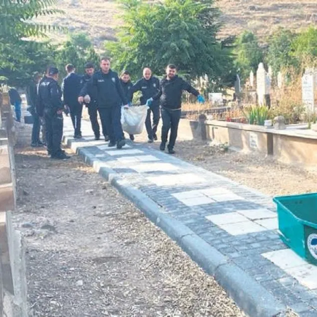 Mezarlıkta infaz!