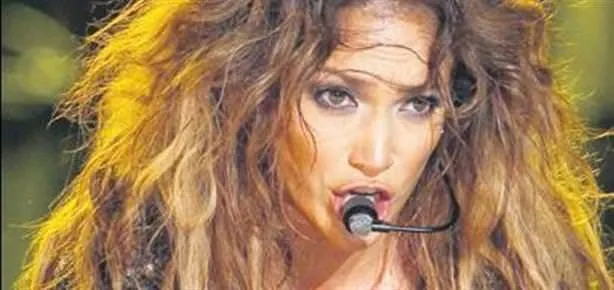 Kıvıra kıvıra zirveye çıktı