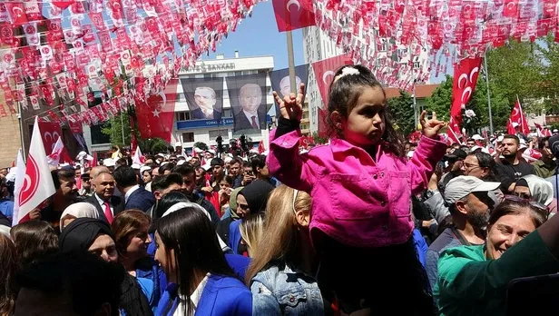 Son dakika: Burdur'da terör ittifakına son uyarı! MHP lideri Devlet Bahçeli: Kefenlerinizi ya da sarı torbaları alıp gelin-5