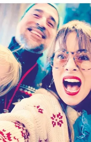 Oyuncu Doğa Rutkay ikizleri Piraye ve Kerim’e ilikli kemik suyundan dondurma yaptı!