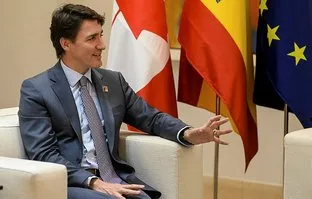 NATO’ya damga vuran gaf! Trudeau’nun zor anları