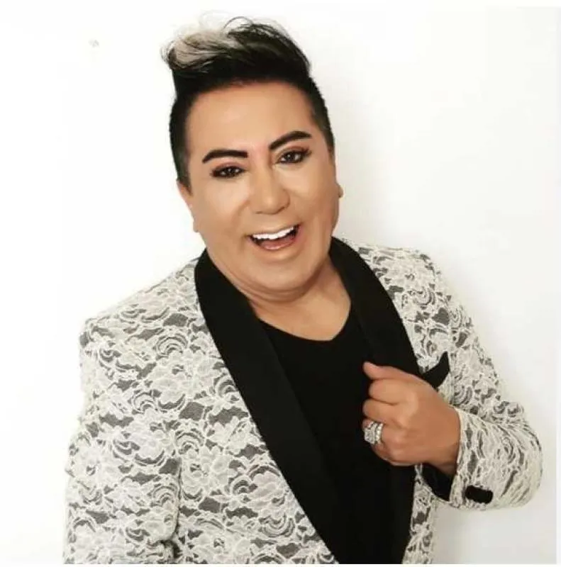 1780231560640.jpeg Provokasyoncu Murat Övüç sözünü tutamadı! "Murat Abi" gitti eski hali geri geldi: Leoparlı sahne kostümü tartışmalara yol açtı-8