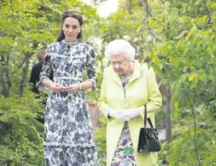 İkisi de bizden giydi