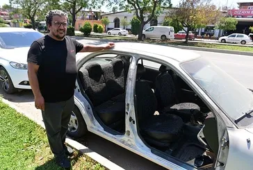 Otomobili bıraktılar kapısını çaldılar