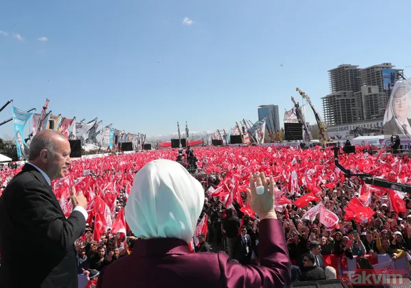 Ak Parti Ankara İl Başkanı Hakan Han Özcan, "Ankaralı Hemşerilerimizin Katılımıyla Yüz Binleri Bekliyoruz. Genel Başkanların Dünyaya Vereceği Mesajlara Ortak...