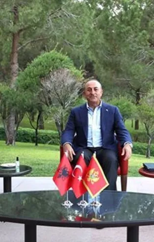 Dışişleri Bakanı Mevlüt Çavuşoğlu'ndan diplomasi trafiği: Arnavutluk, Karadağ, Bosna-Hersek...